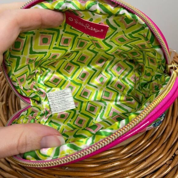 Lilly Pulitzer for Target, Round‎ Top Travel Clutch Bag "Nosey Posie" Print, NEW - Picture 4 of 5